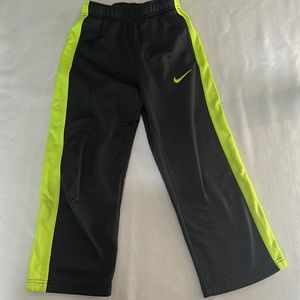 Nike Thermafit fleece lined sweatpants